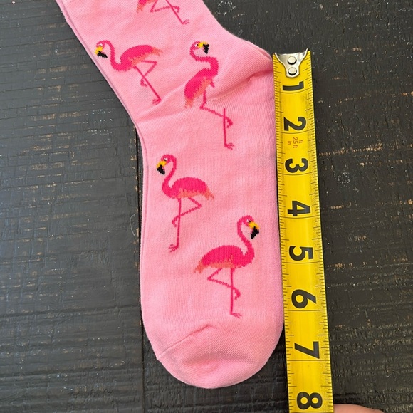 🎈4 LISTINGS FOR $20! New Pink Flamingo Socks - Picture 6 of 7